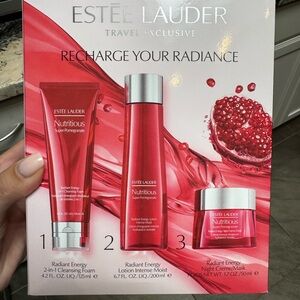 Estee Lauder Nutritious Super-Pomegranate Skincare